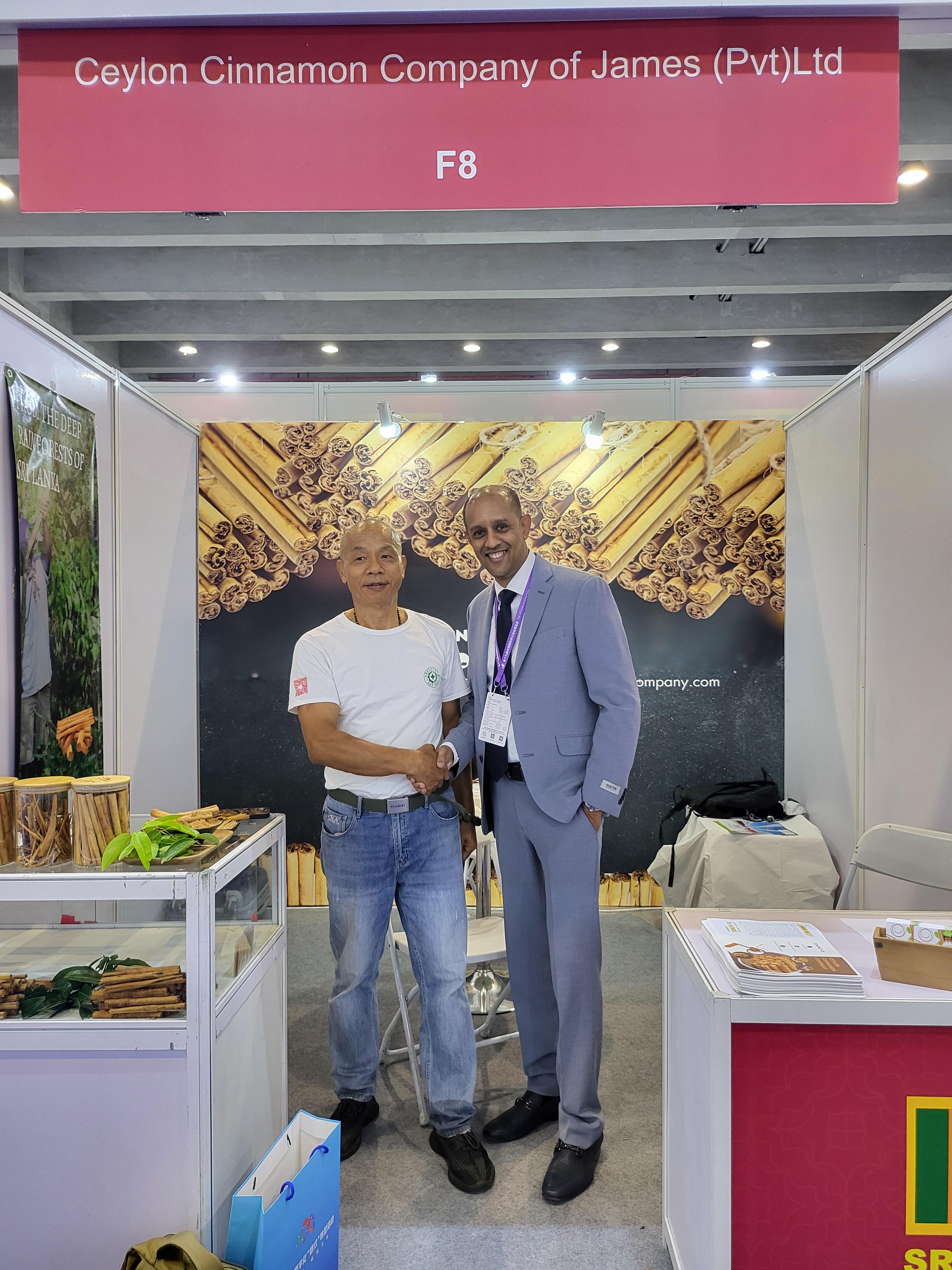 Ceylon cinnamon production 15